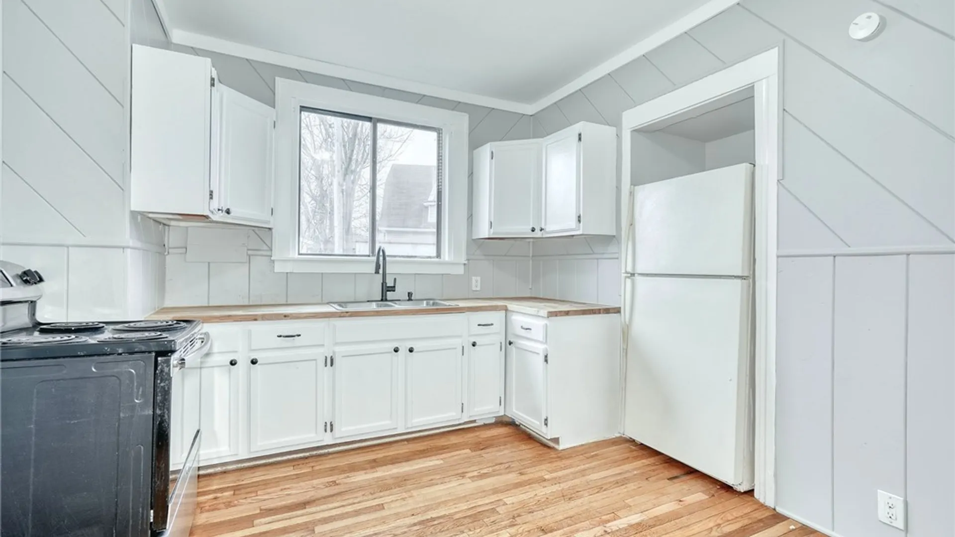 Property at 1283 Plymouth Avenue, Rochester, NY 14611 14