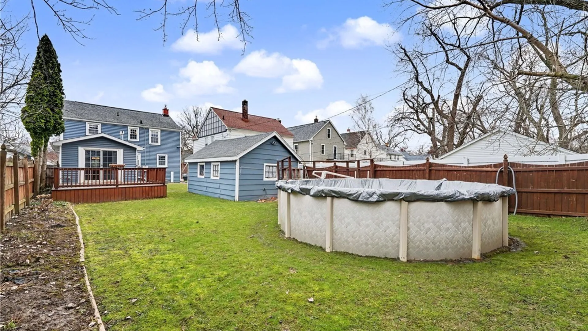 Property at 135 Louvaine Drive, Tonawanda, NY 14223 28