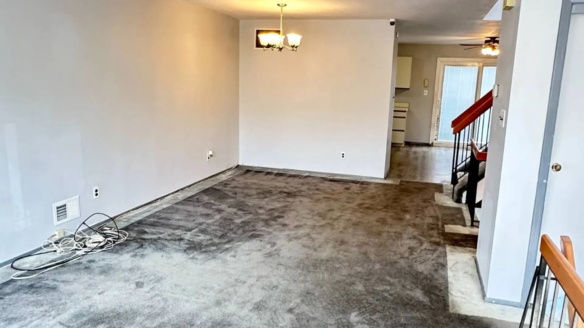 Property at 293 Richmond Hill Rd, Staten Island, NY 10314 7