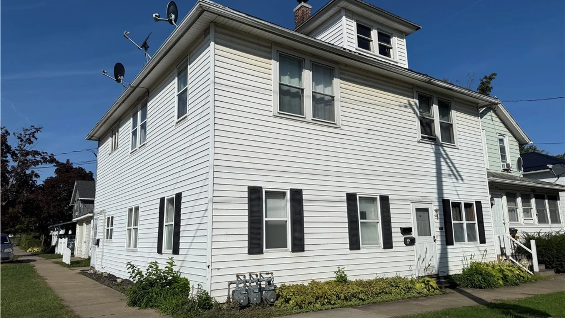 Property at 639 1/2 Park Avenue, Dunkirk, NY 14048 4
