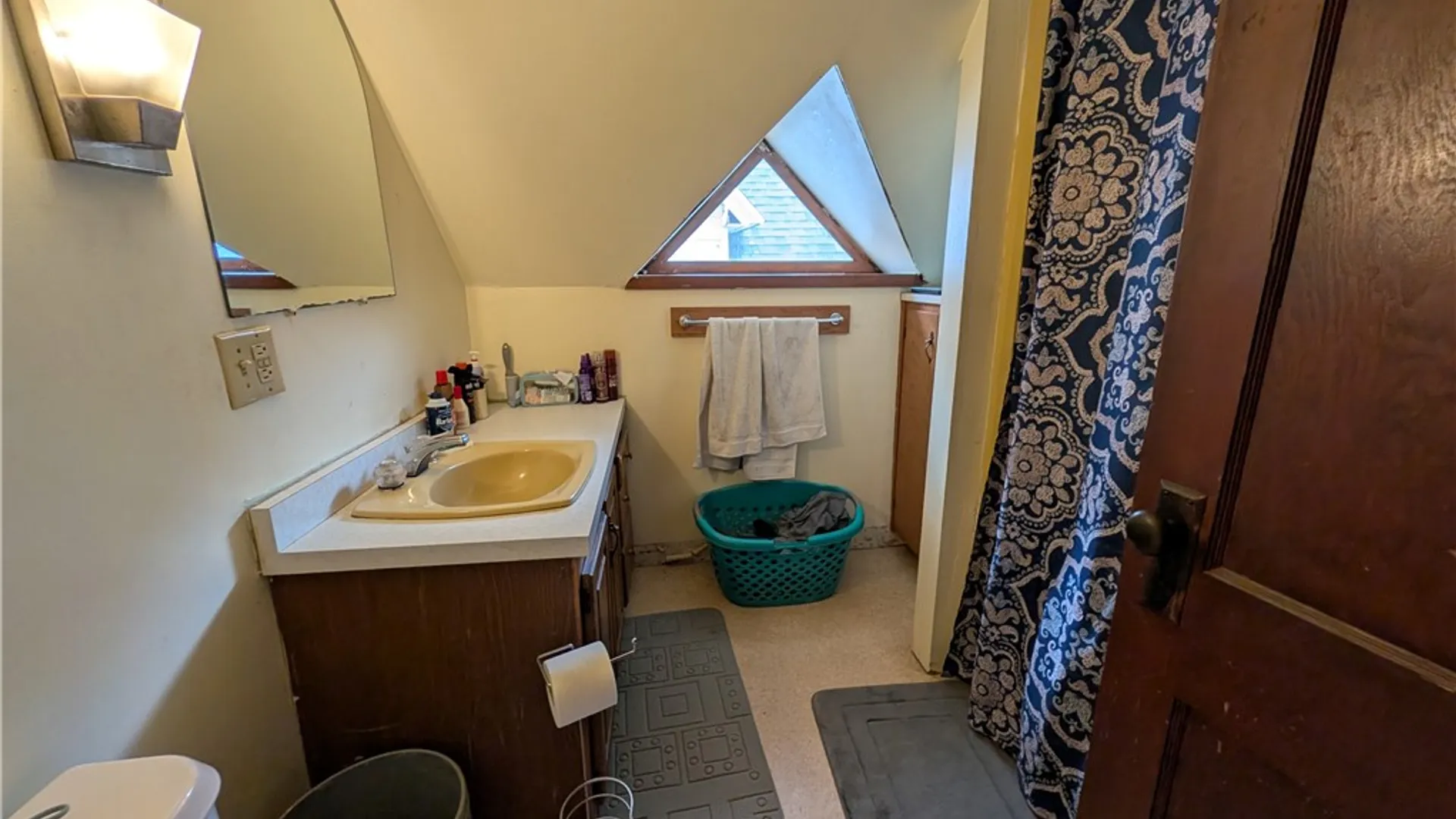 Property at 20 Walker Avenue, Bradford City, PA 16701 16