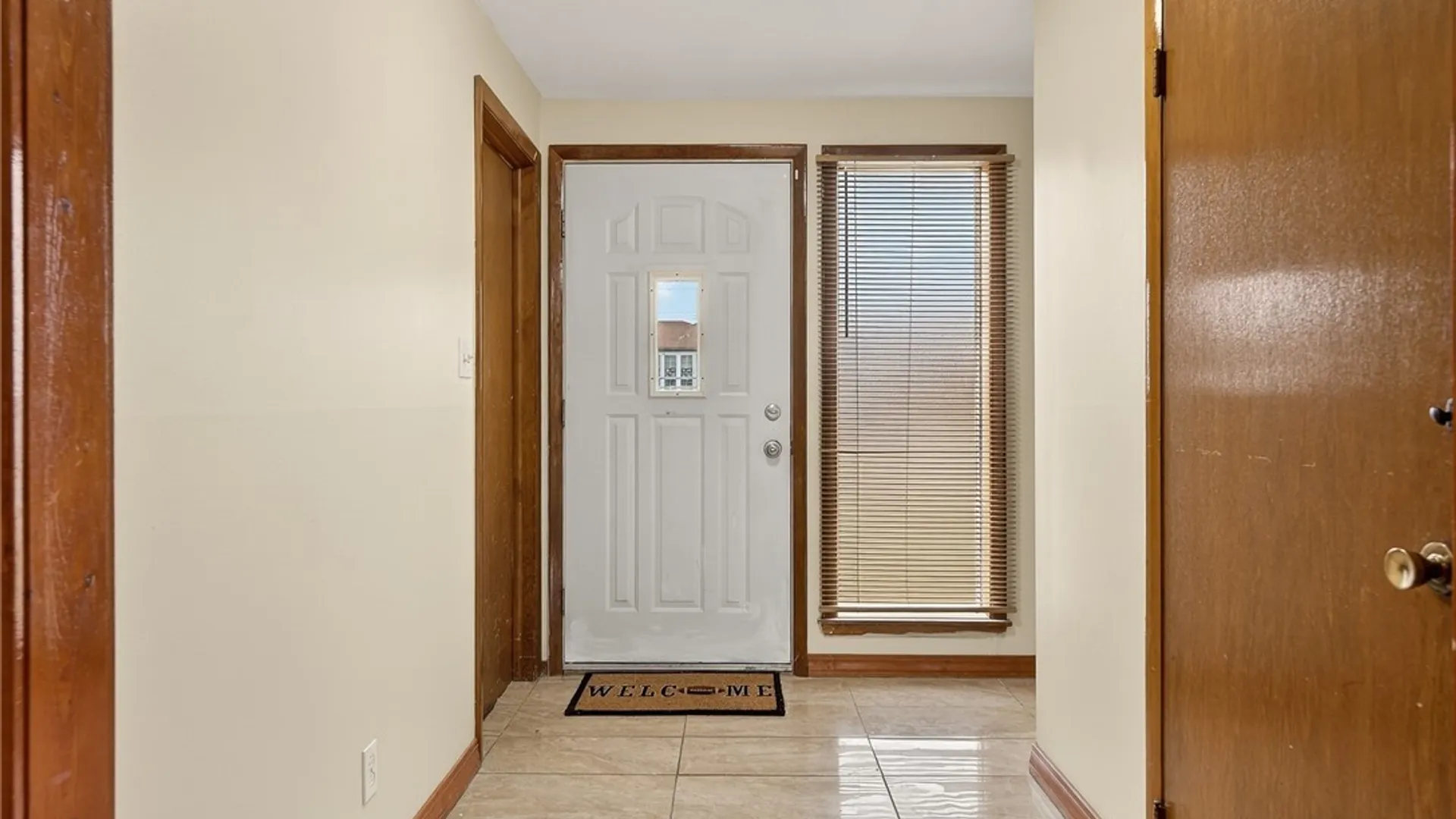 Property at 43 Paula Drive, Cheektowaga, NY 14225 13