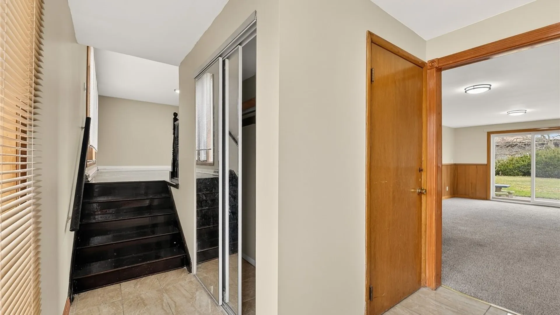 Property at 43 Paula Drive, Cheektowaga, NY 14225 15