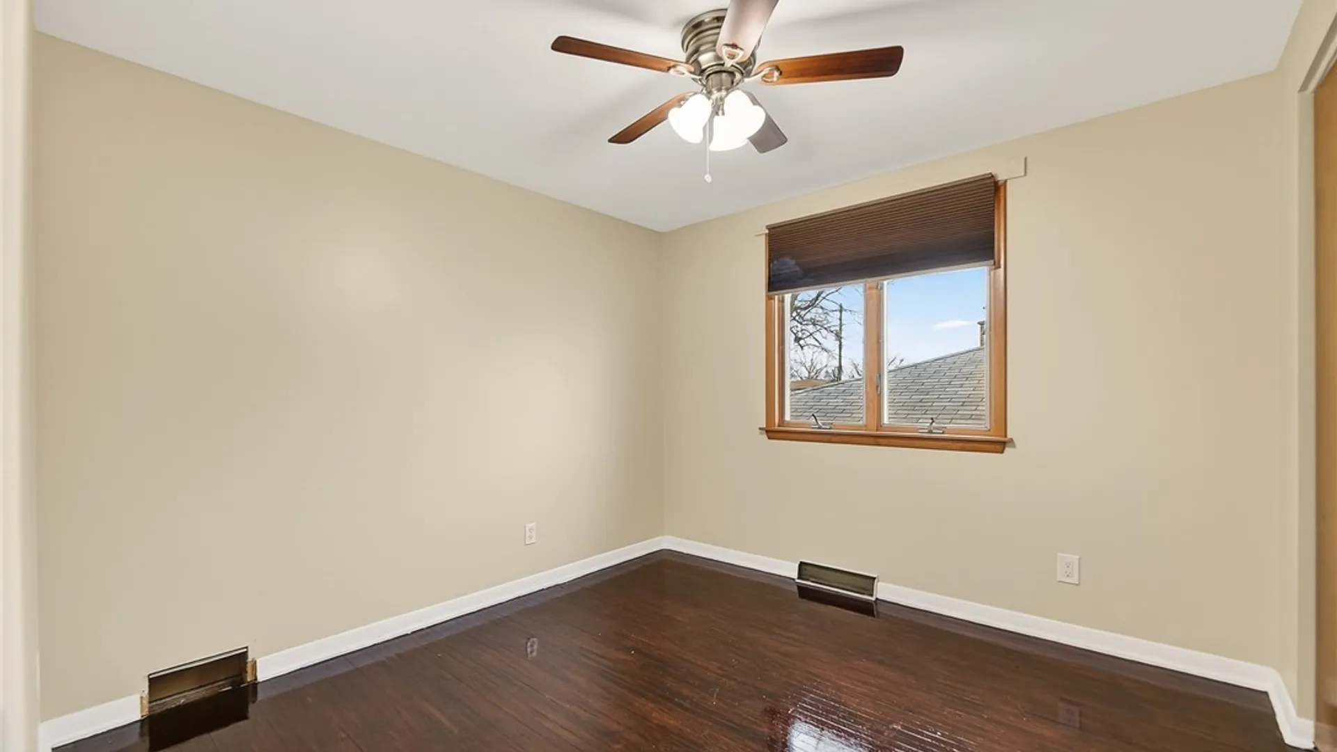 Property at 43 Paula Drive, Cheektowaga, NY 14225 19