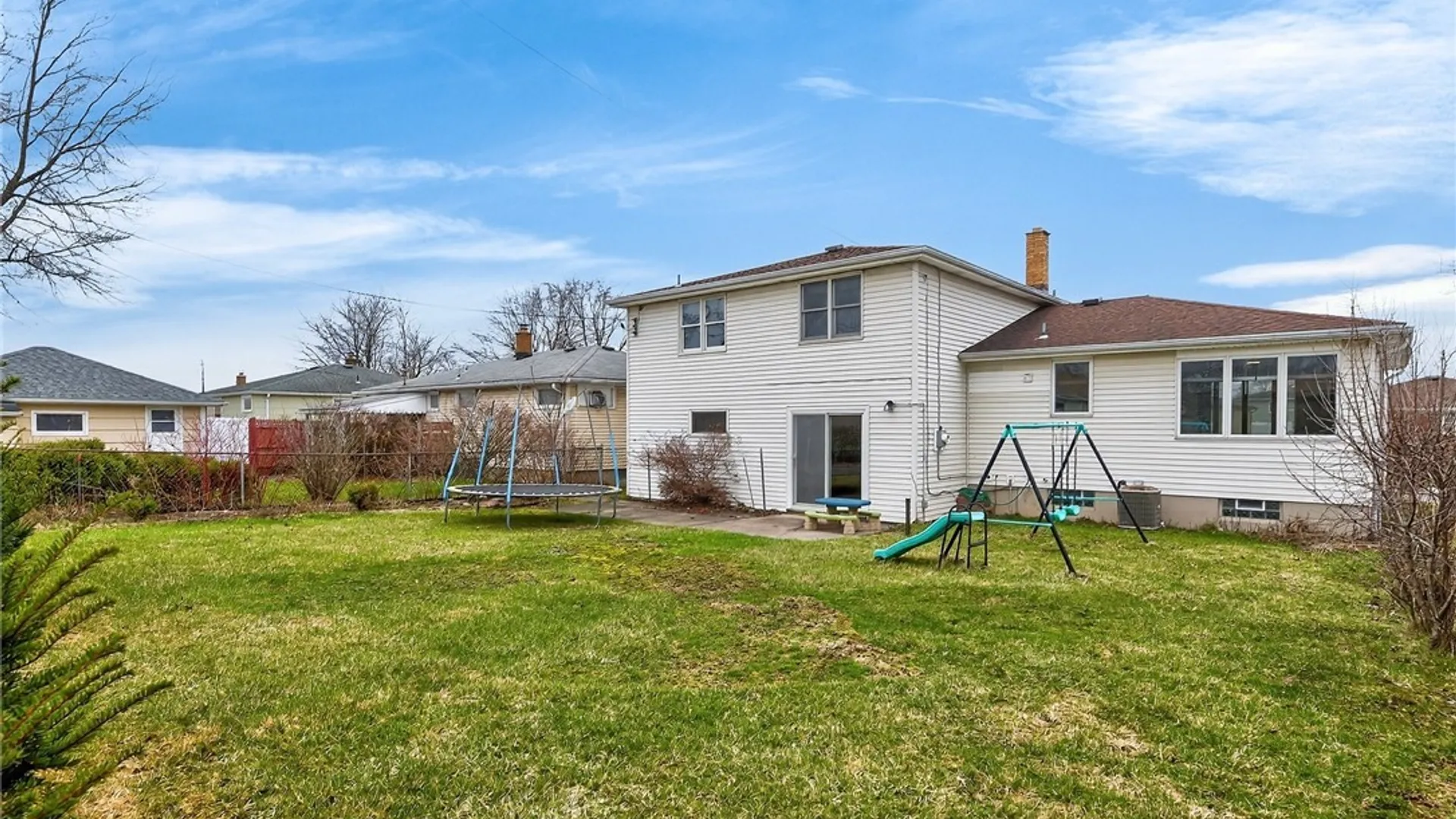 Property at 43 Paula Drive, Cheektowaga, NY 14225 47