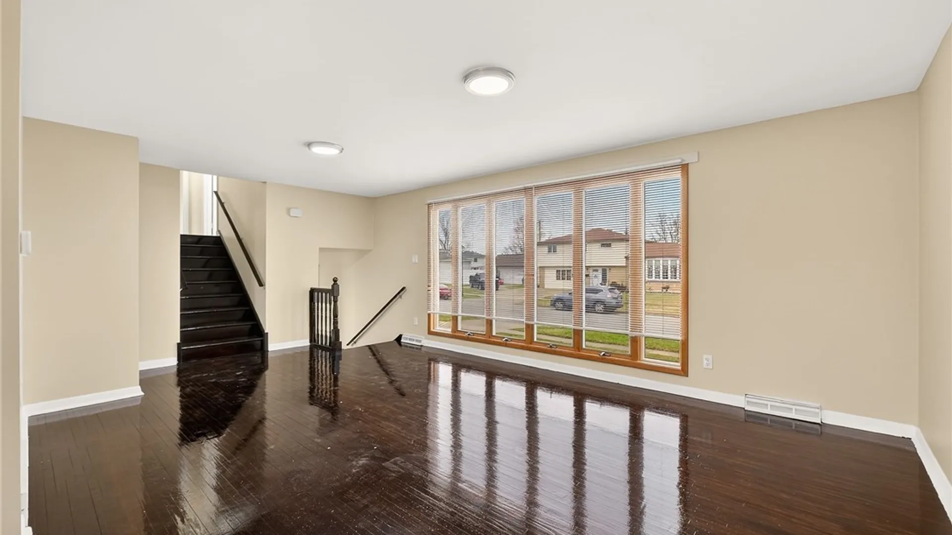Property at 43 Paula Drive, Cheektowaga, NY 14225 8