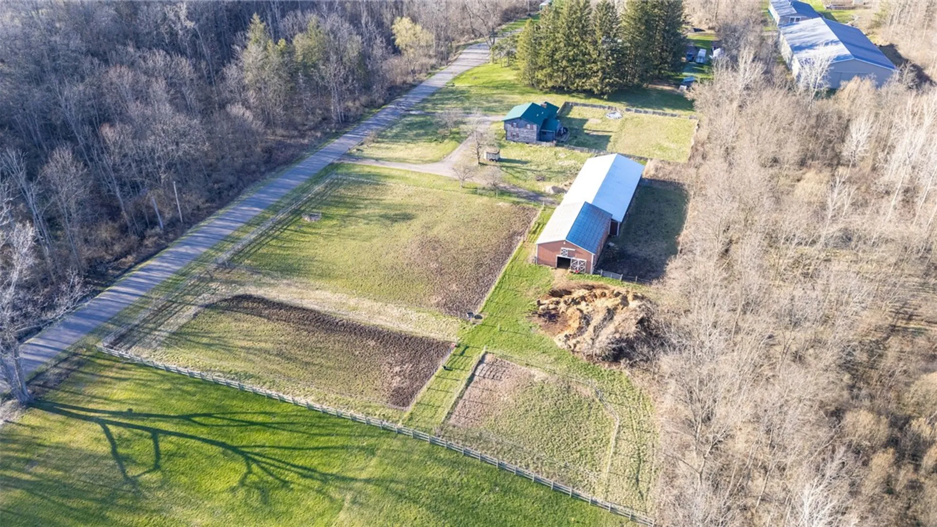 Property at 2364 Hazen Lane, Palmyra, NY 14513 25
