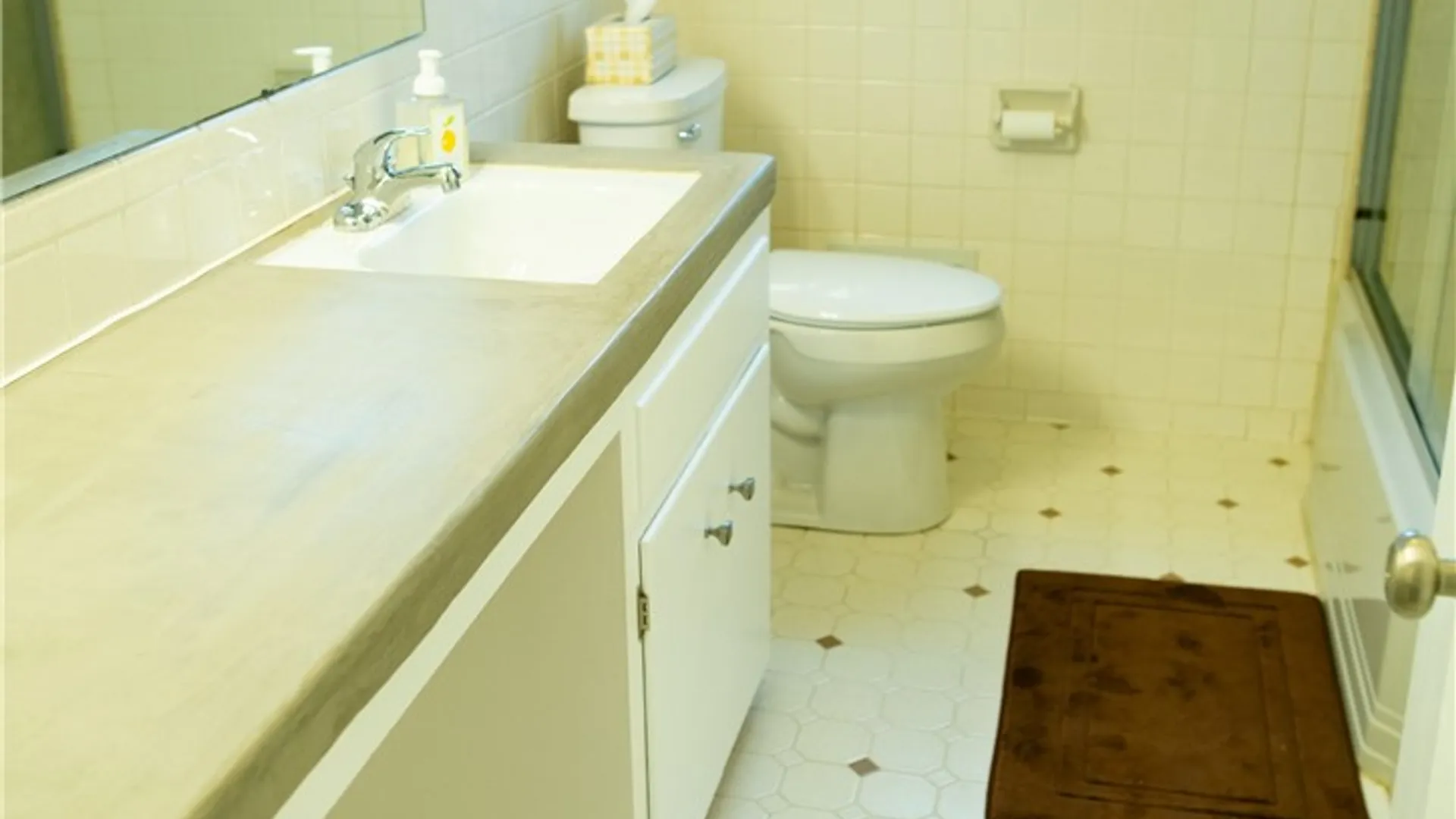 Property at 2 Preston Circle, Pittsford, NY 14534 20