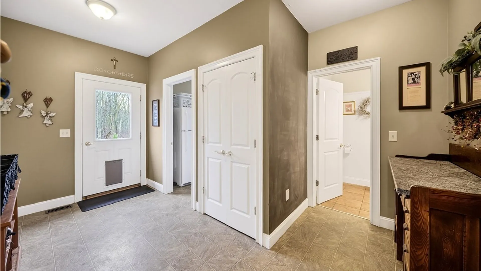 Property at 17 Miguel Lane, Van Buren, NY 13164 23