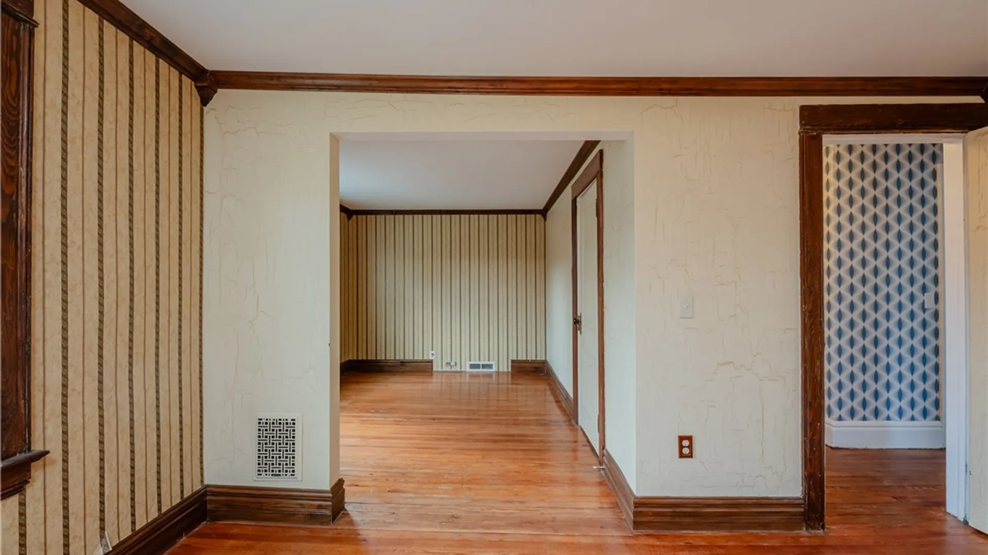 Property at 1160 Park Avenue, Rochester, NY 14610 33