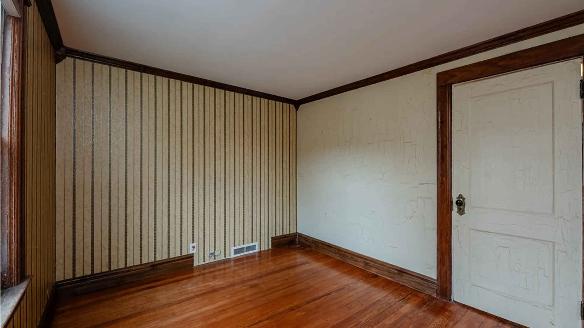 Property at 1160 Park Avenue, Rochester, NY 14610 35
