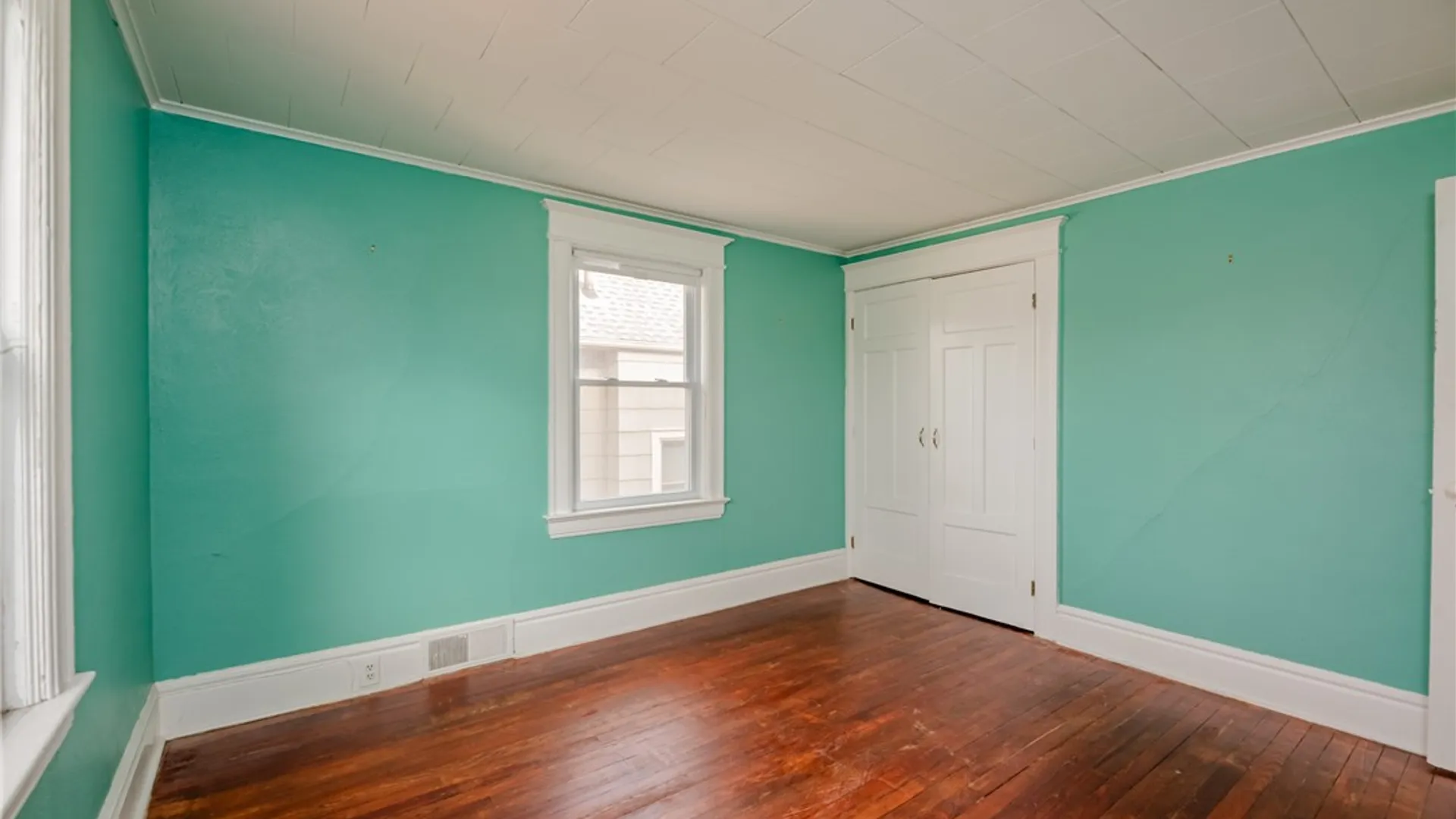 Property at 1160 Park Avenue, Rochester, NY 14610 39