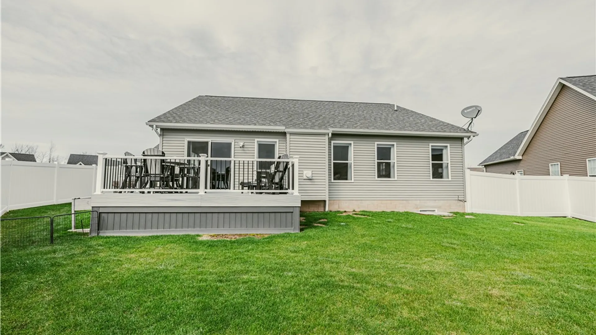Property at 289 Avery Park Lane, Greece, NY 14612 31