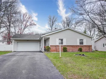 Property at 46 Alderwood Lane, Greece, NY 14615