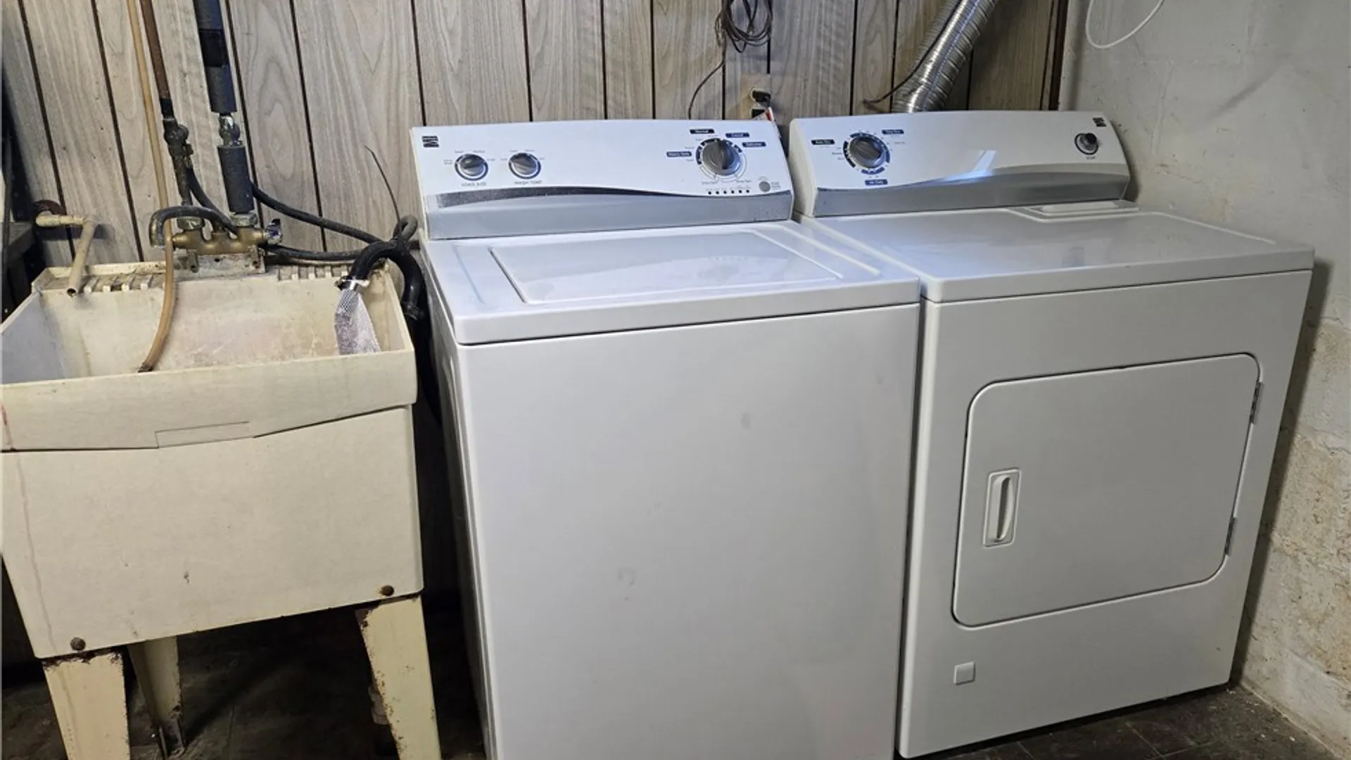 Property at 234 Briarwood Drive, Irondequoit, NY 14617 29