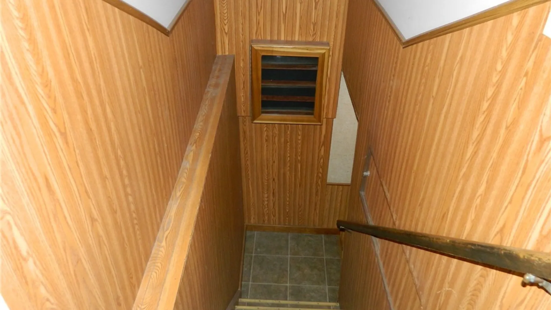 Property at 17 Randy Way, Cheektowaga, NY 14227 15