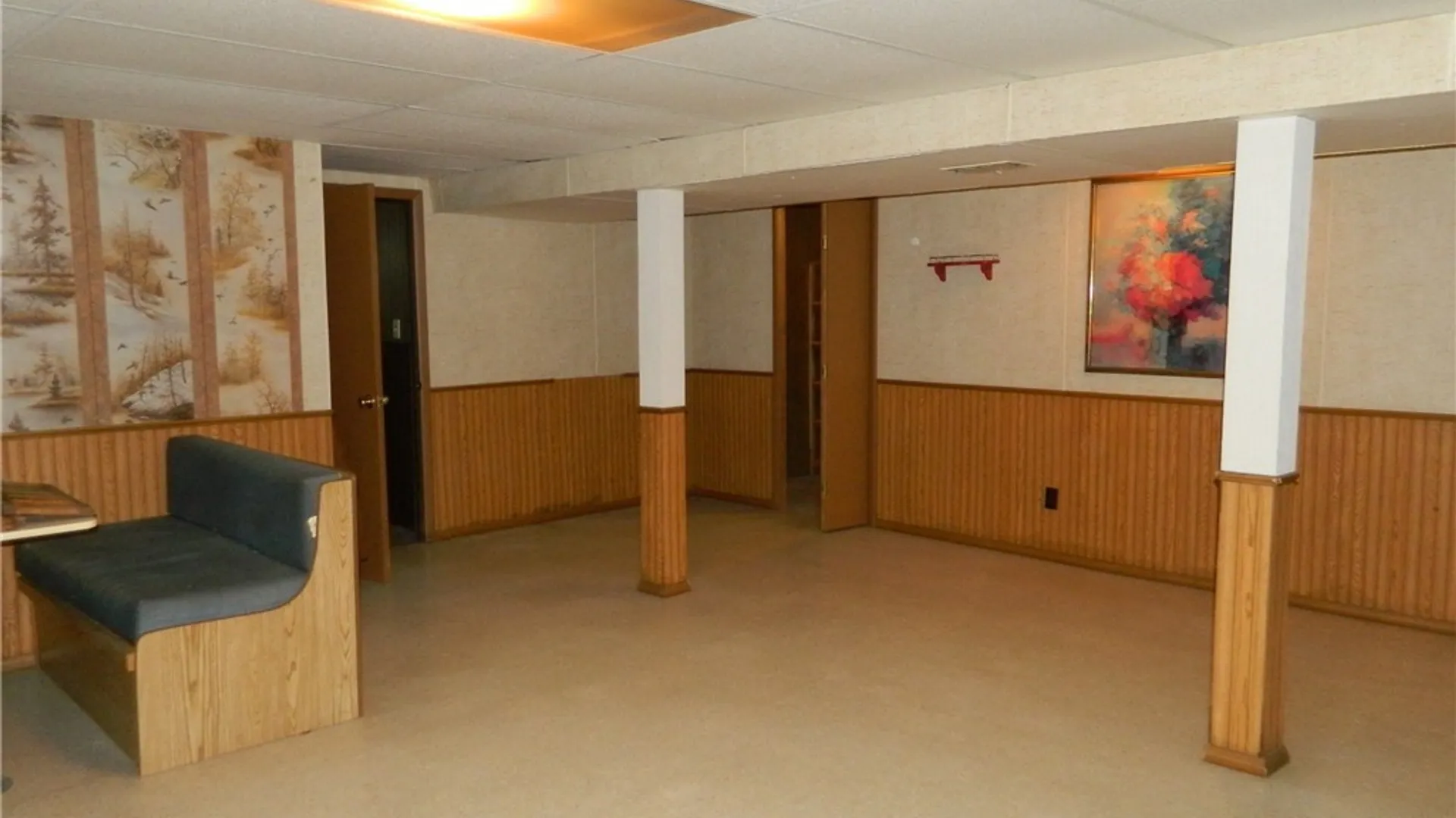 Property at 17 Randy Way, Cheektowaga, NY 14227 16