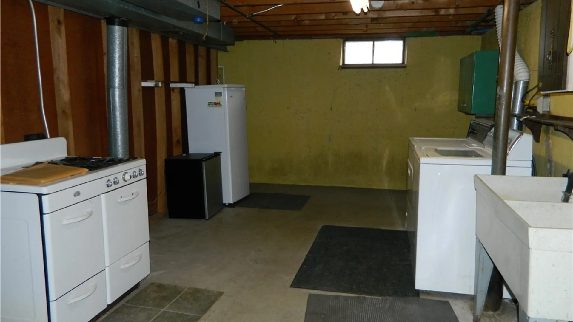 Property at 17 Randy Way, Cheektowaga, NY 14227 19