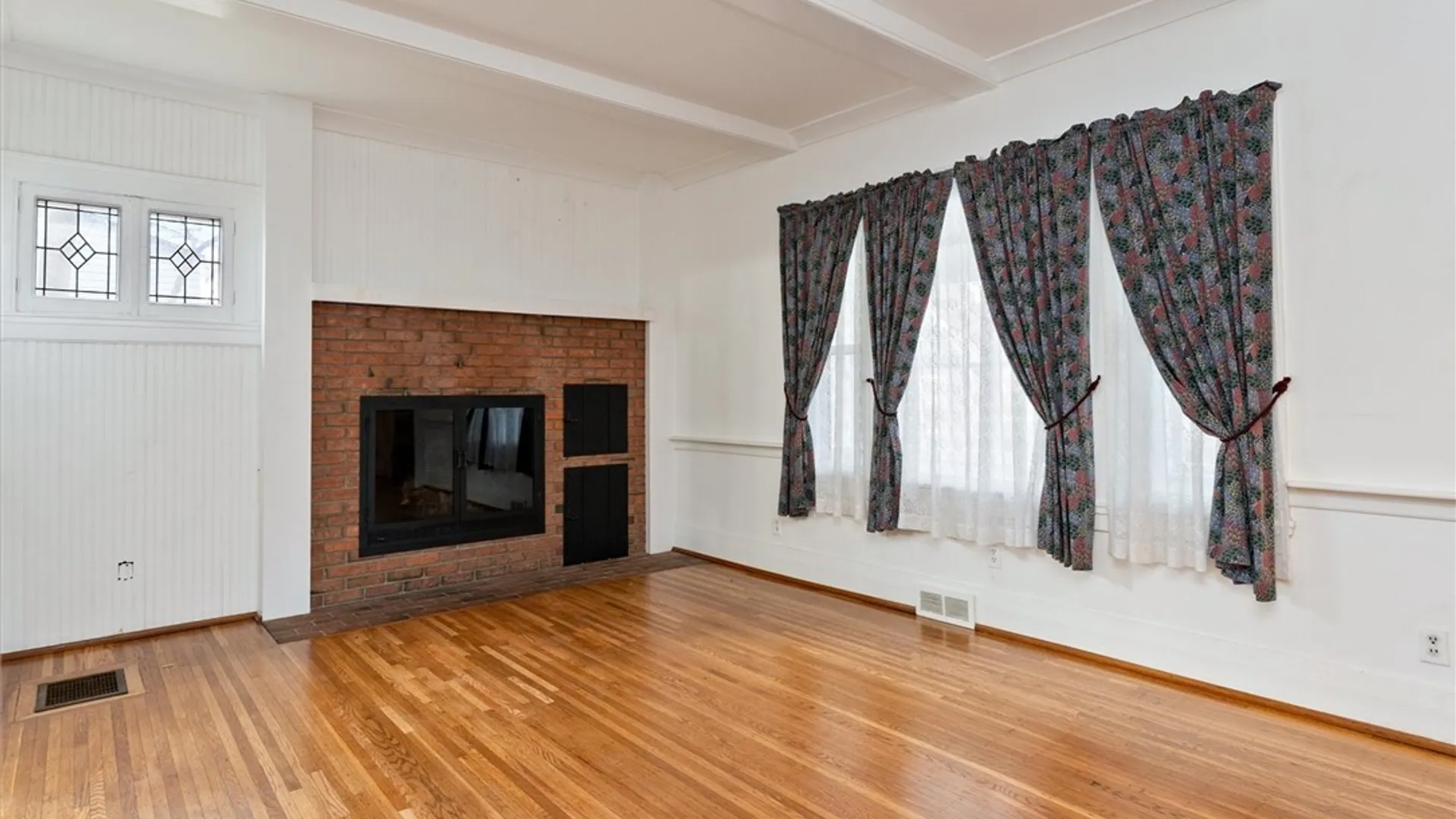 Property at 3242 Saint Paul Boulevard, Irondequoit, NY 14617 10