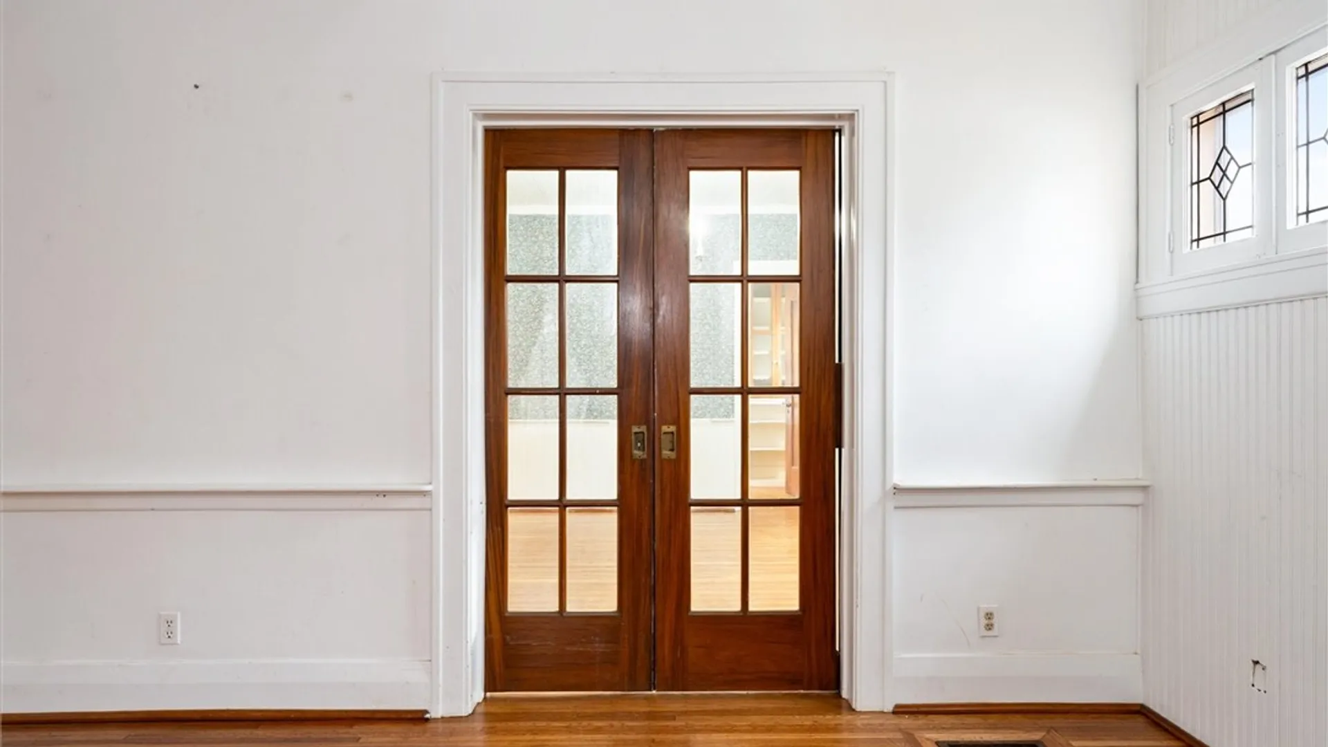 Property at 3242 Saint Paul Boulevard, Irondequoit, NY 14617 14