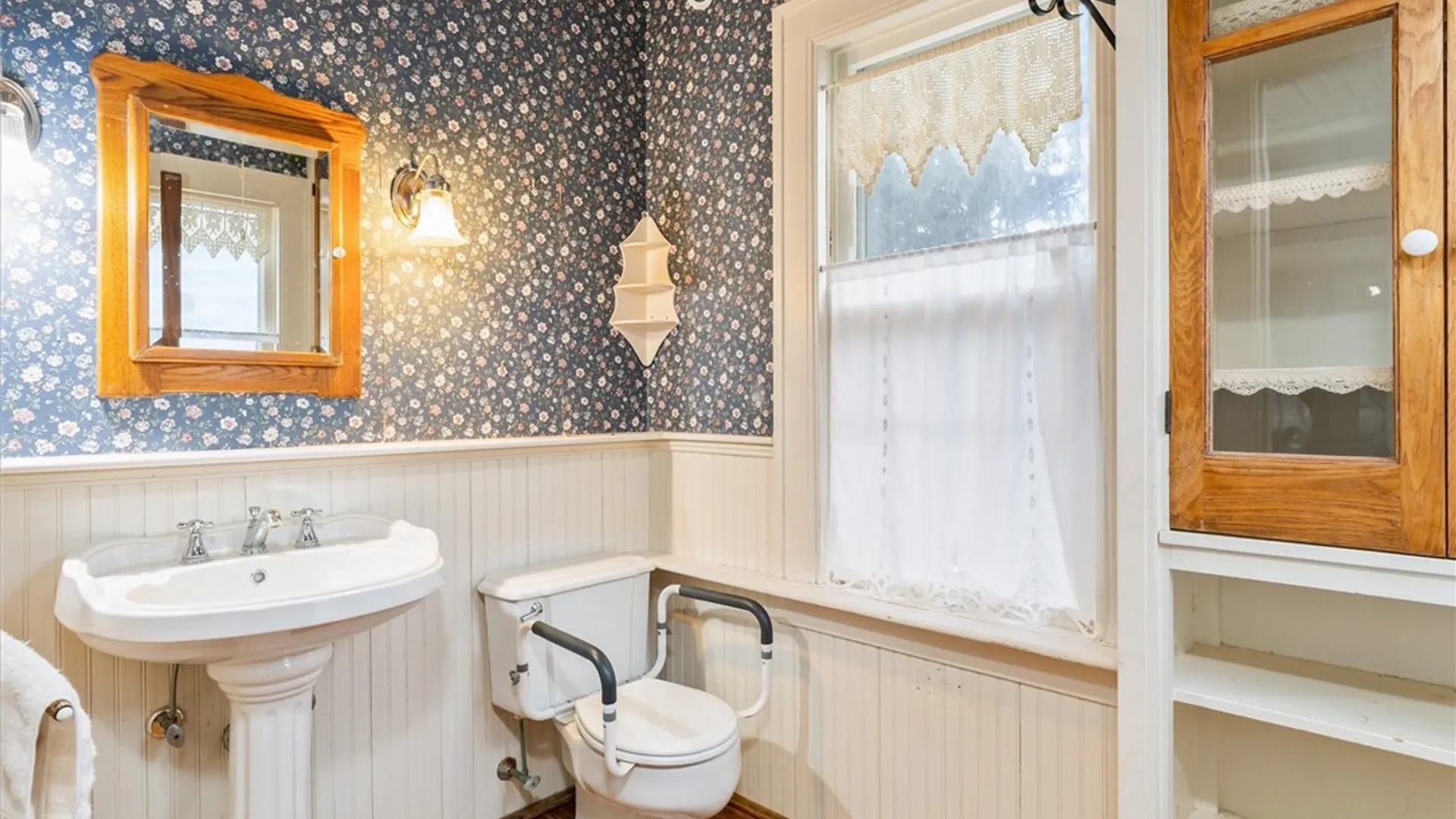 Property at 3242 Saint Paul Boulevard, Irondequoit, NY 14617 19