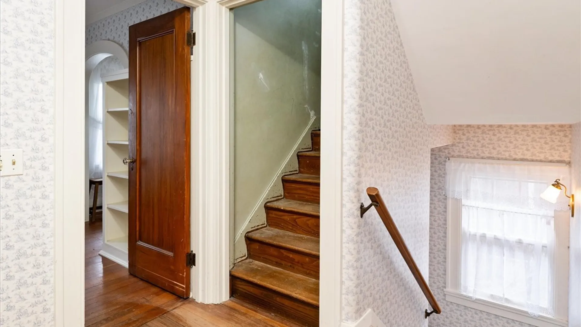 Property at 3242 Saint Paul Boulevard, Irondequoit, NY 14617 26