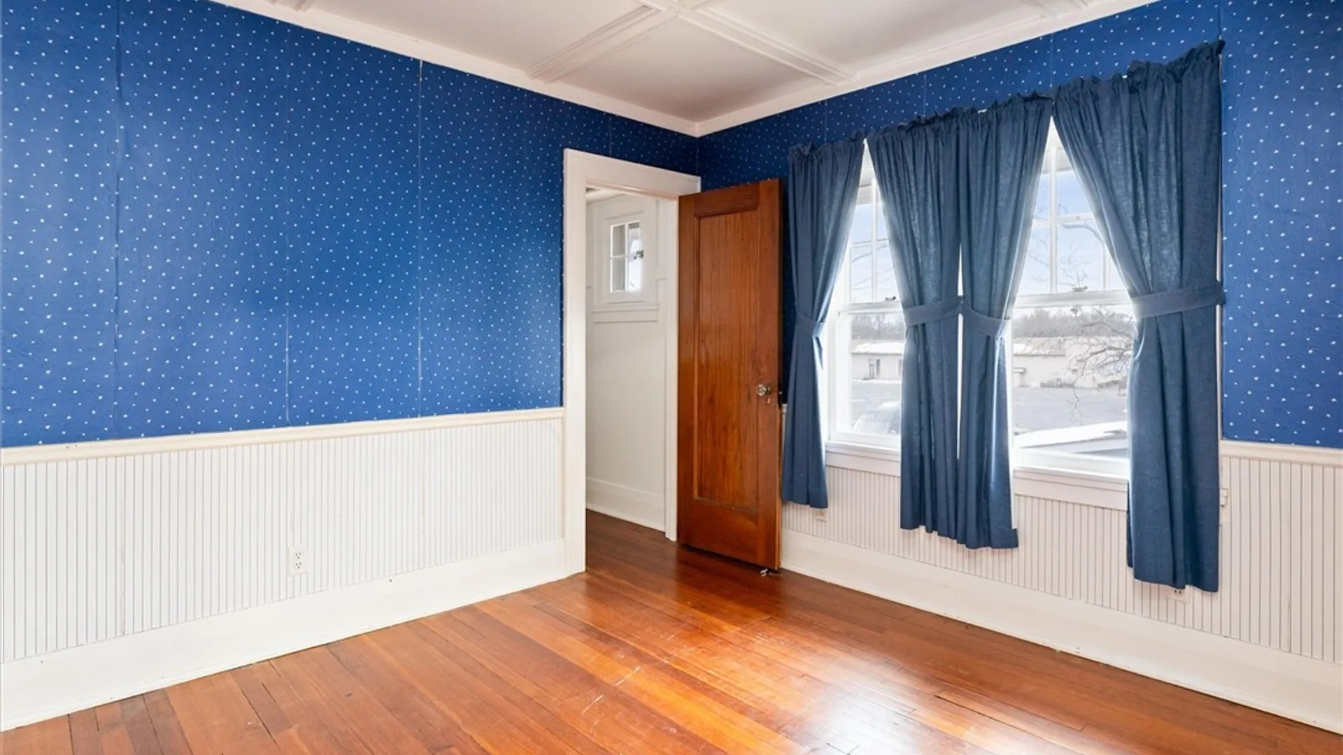 Property at 3242 Saint Paul Boulevard, Irondequoit, NY 14617 32