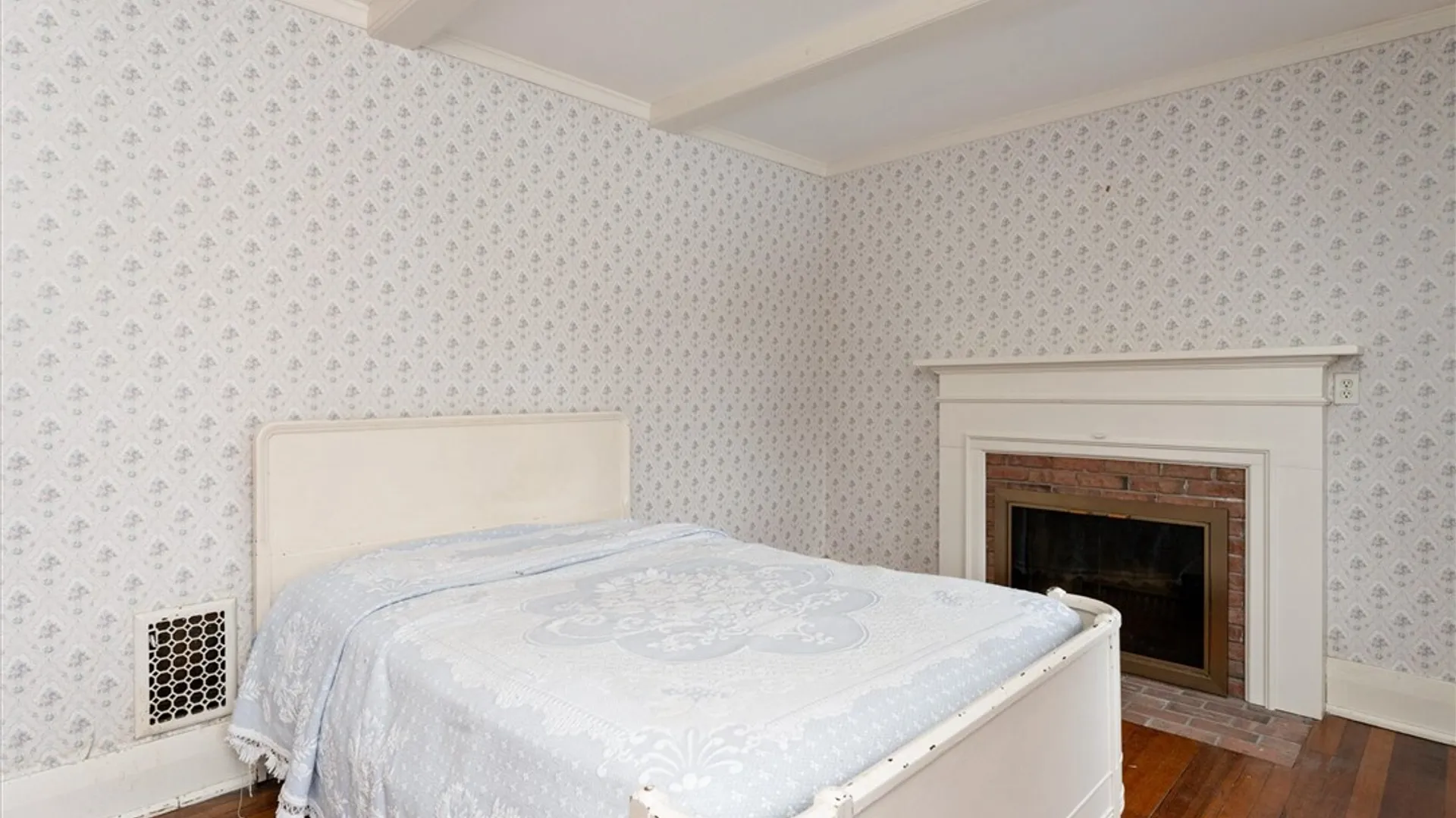 Property at 3242 Saint Paul Boulevard, Irondequoit, NY 14617 37