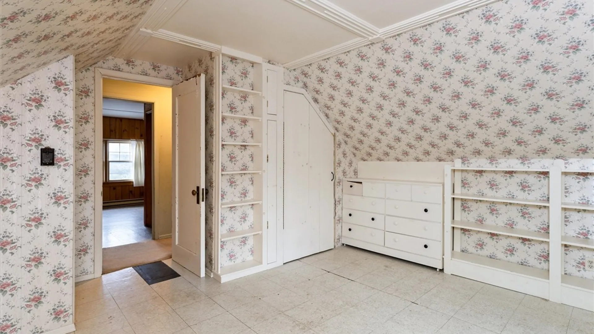 Property at 3242 Saint Paul Boulevard, Irondequoit, NY 14617 48