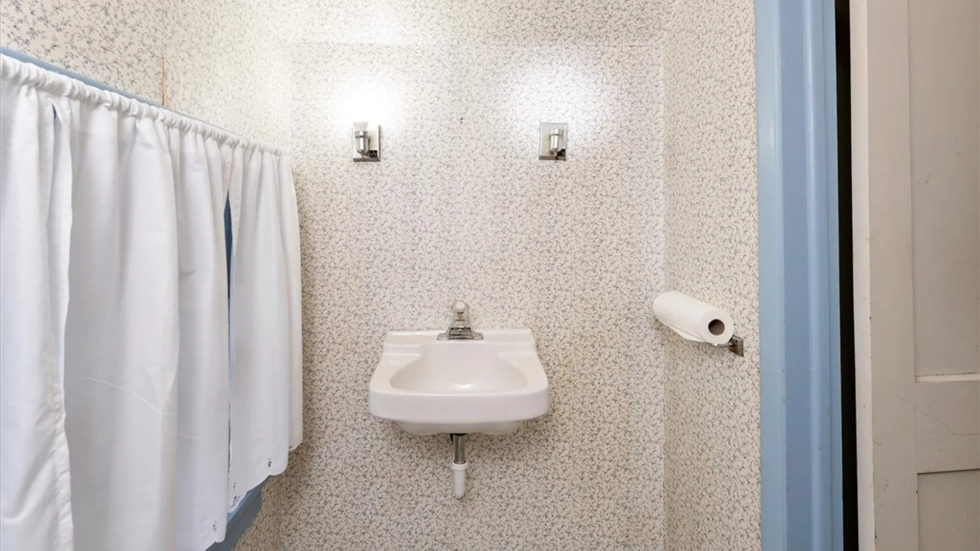 Property at 3242 Saint Paul Boulevard, Irondequoit, NY 14617 49