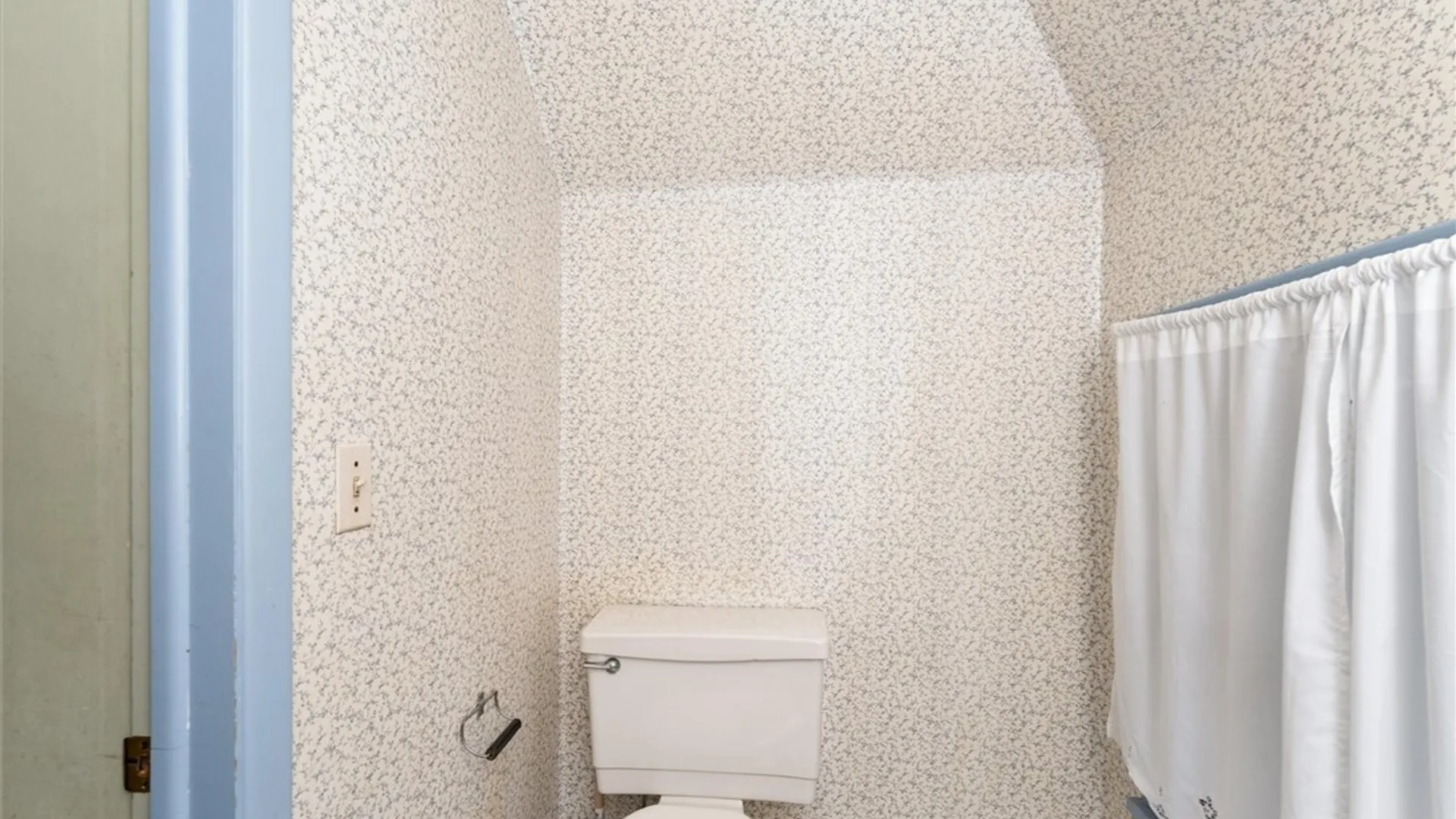 Property at 3242 Saint Paul Boulevard, Irondequoit, NY 14617 50