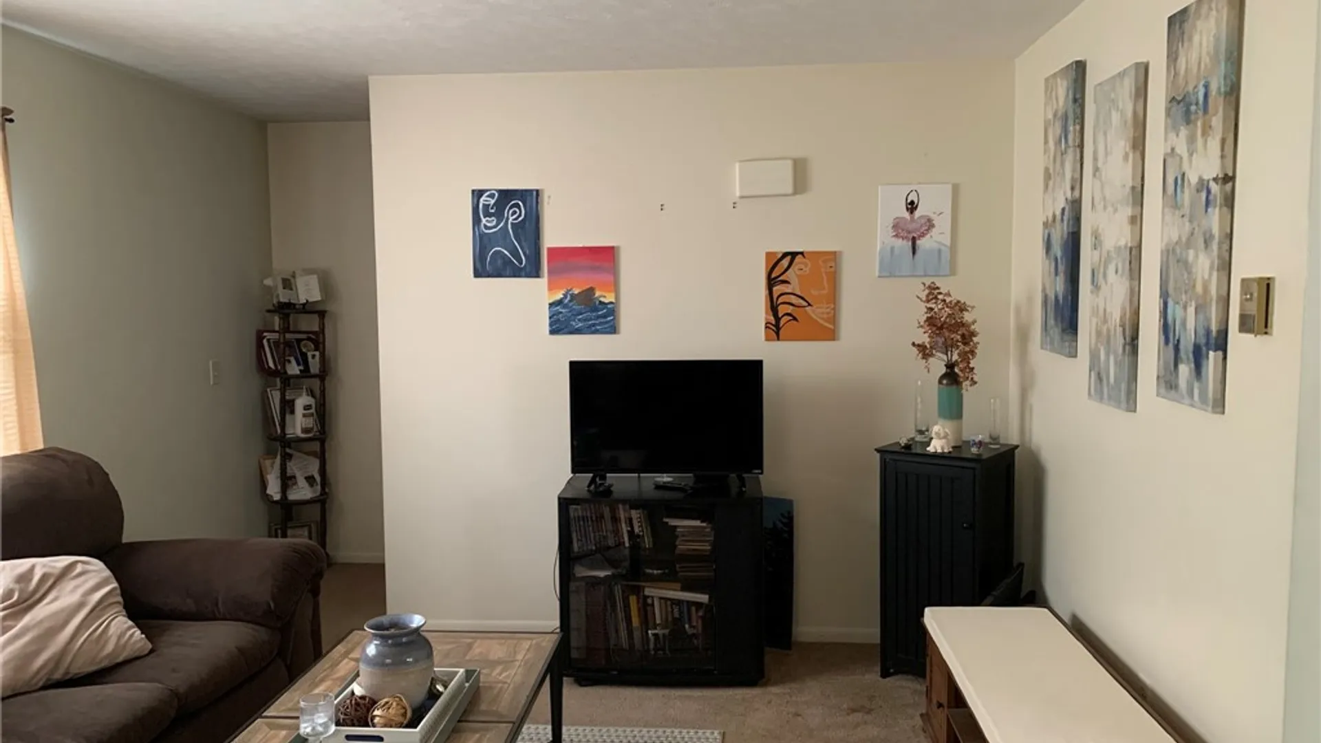 Property at 472 Elmgrove Road, Greece, NY 14606 4