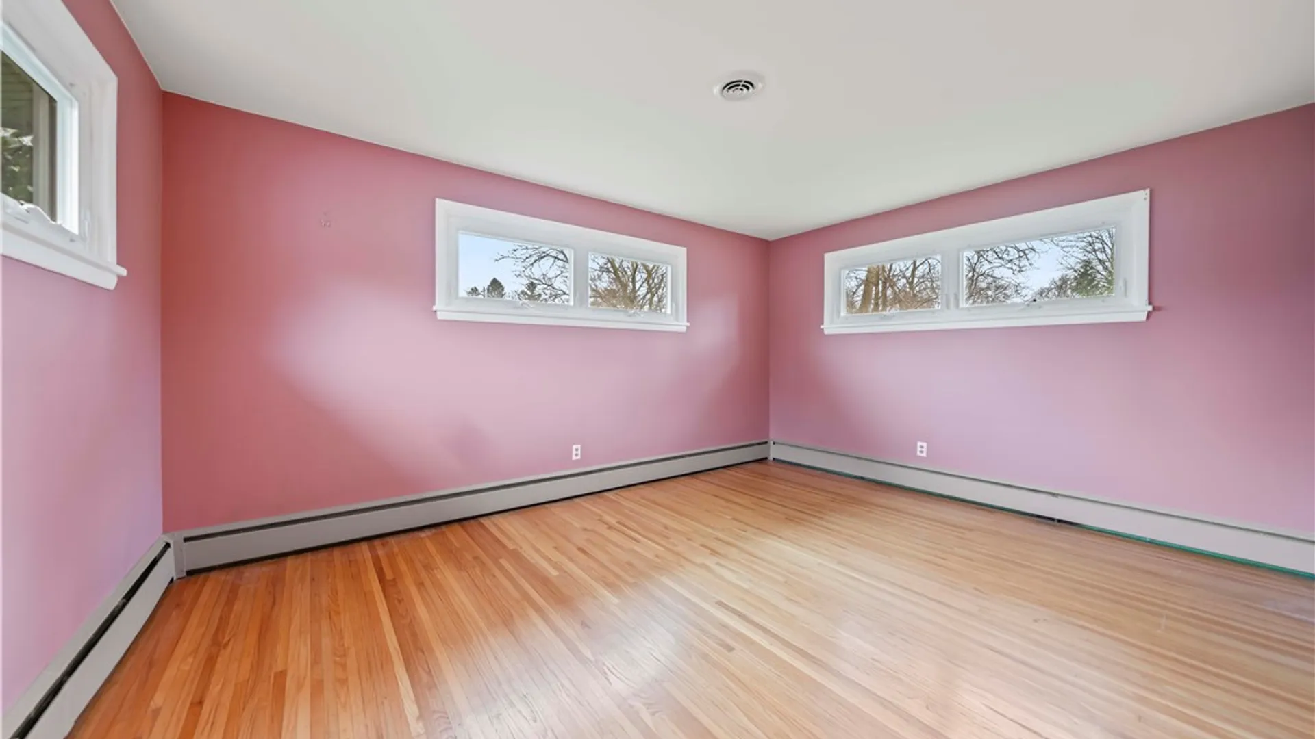 Property at 34 Lochnavar Parkway, Pittsford, NY 14534 20