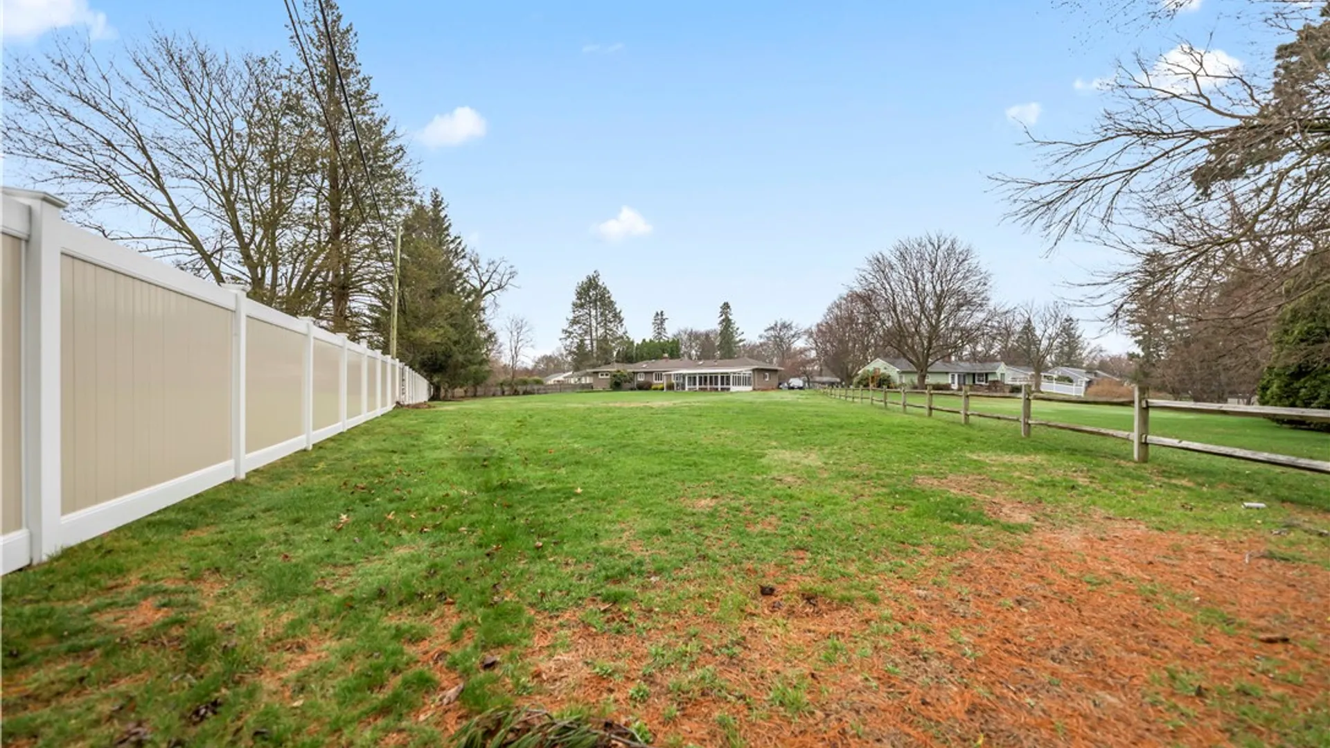 Property at 34 Lochnavar Parkway, Pittsford, NY 14534 45