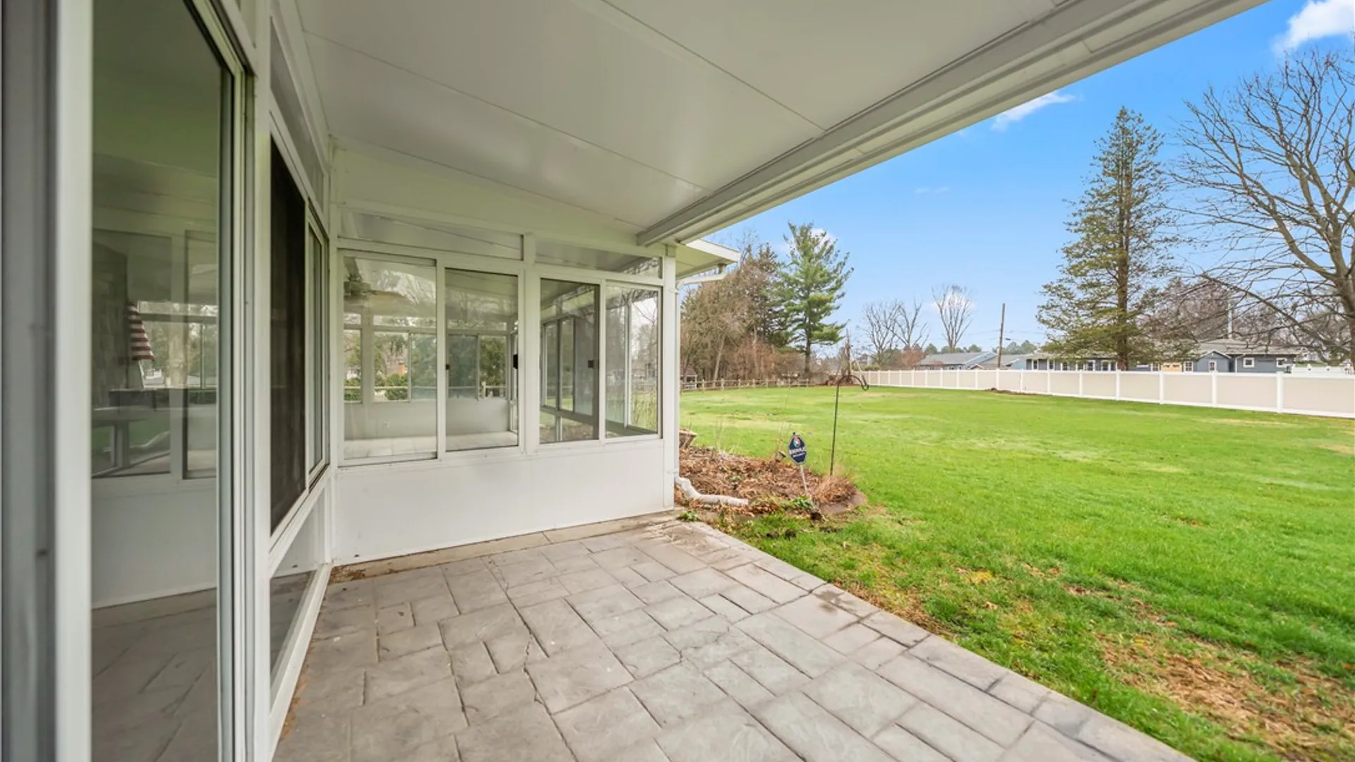 Property at 34 Lochnavar Parkway, Pittsford, NY 14534 49