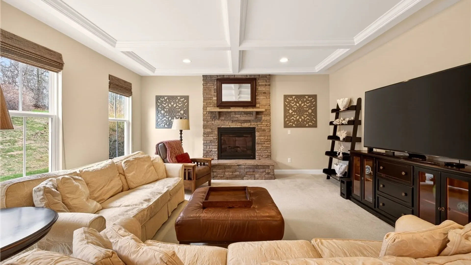 Property at 1041 Warters Cv, Victor, NY 14564 27