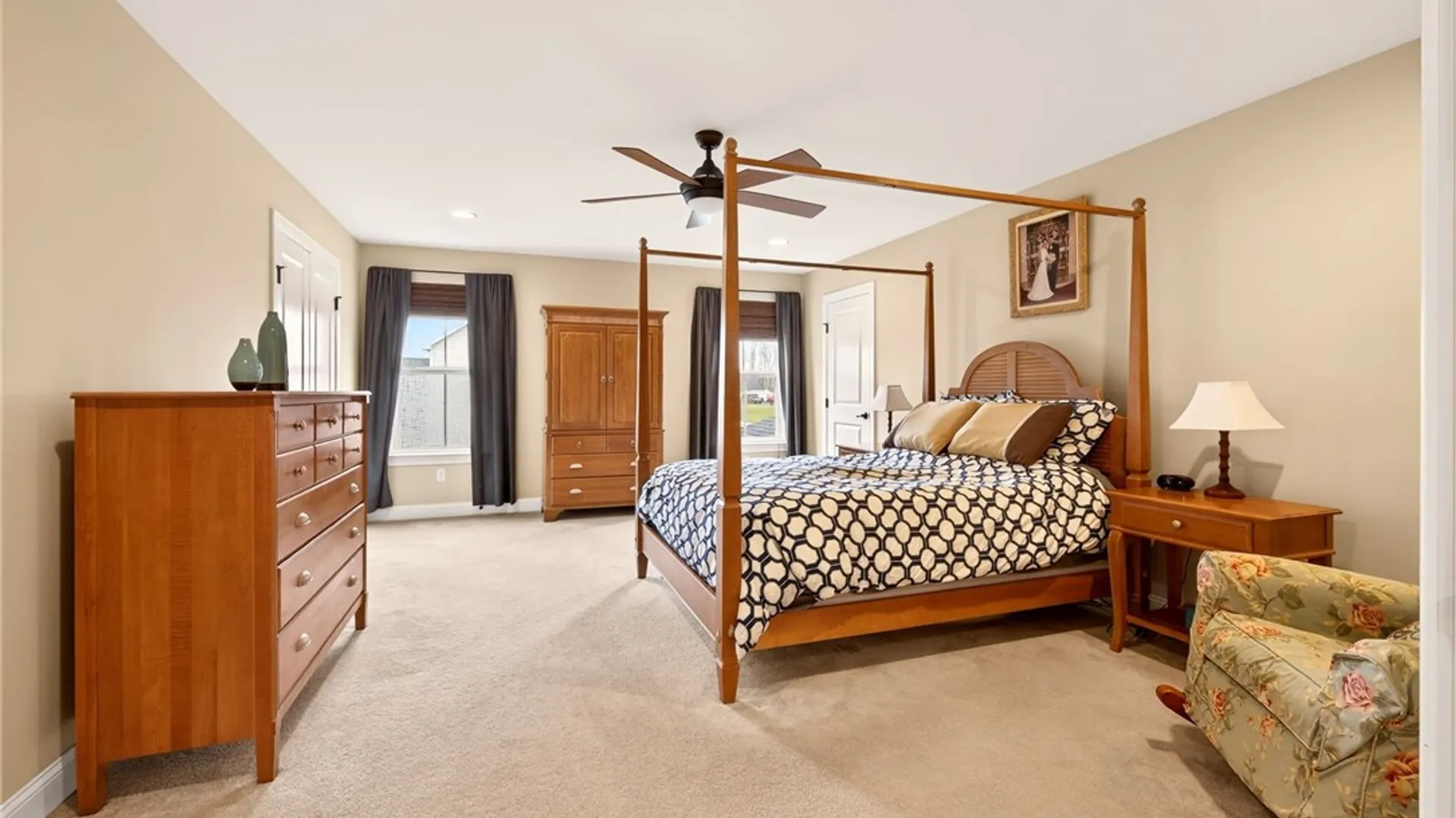 Property at 1041 Warters Cv, Victor, NY 14564 32