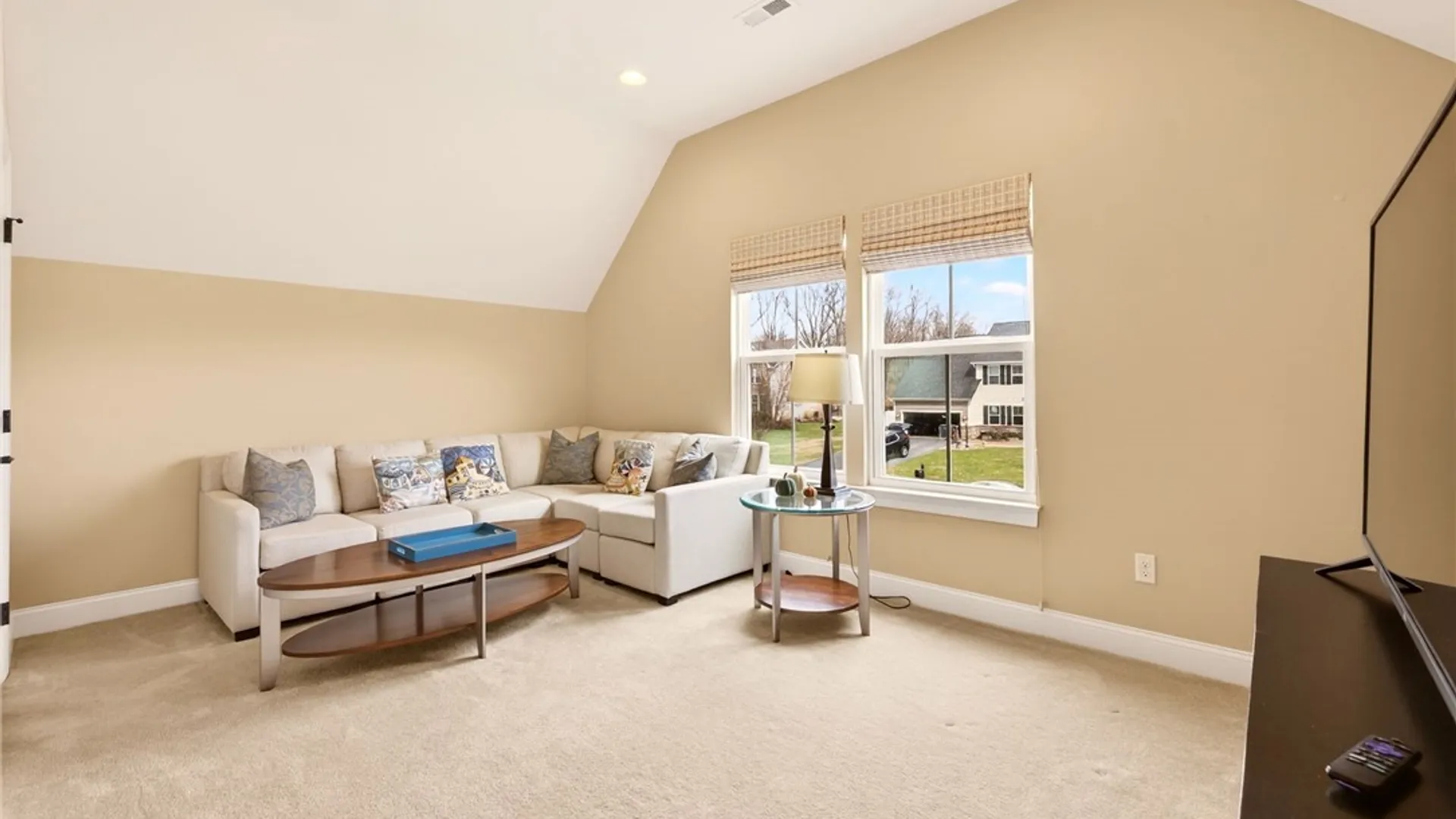 Property at 1041 Warters Cv, Victor, NY 14564 40