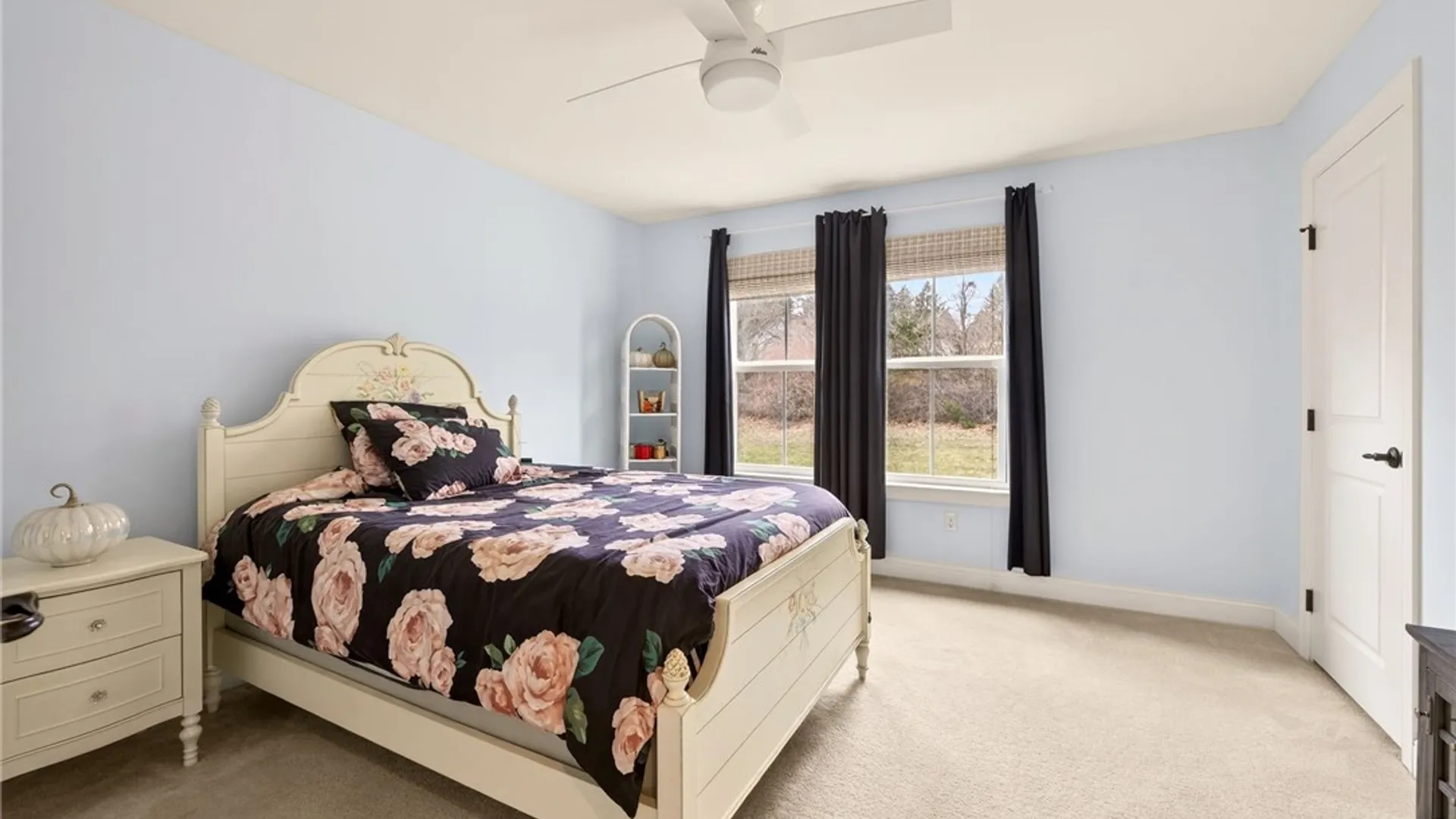 Property at 1041 Warters Cv, Victor, NY 14564 44