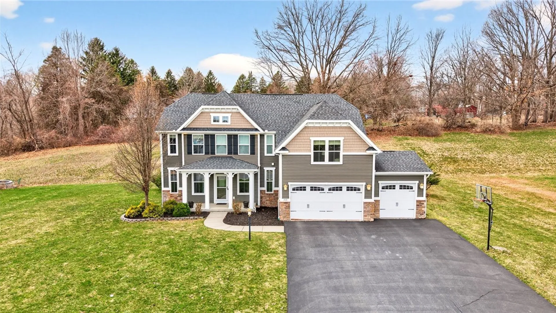 Property at 1041 Warters Cv, Victor, NY 14564 47