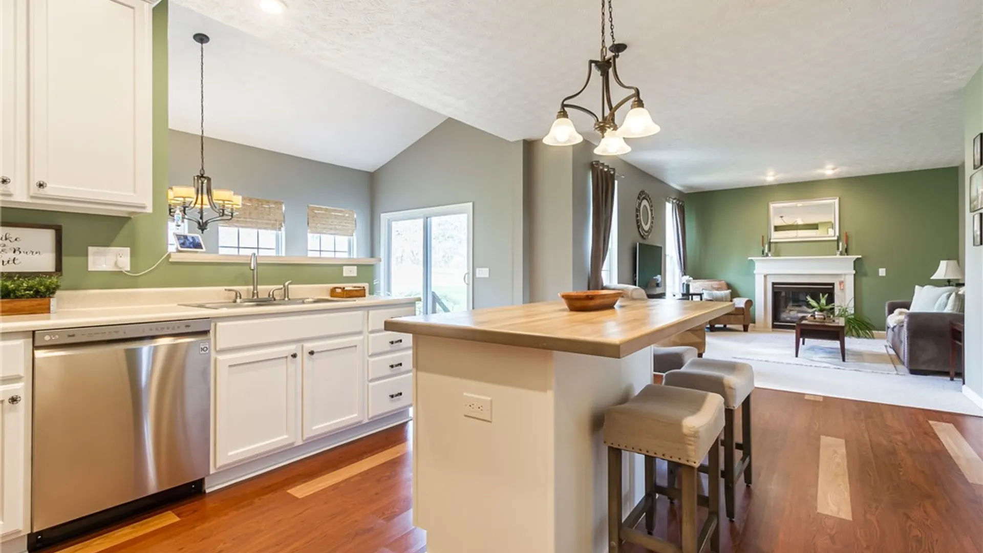 Property at 6704 Setters Run, Victor, NY 14564 10