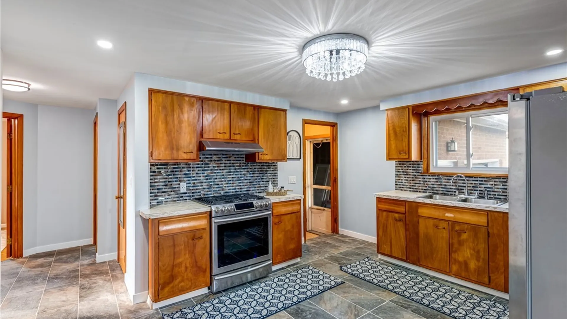 Property at 196 Barnabas Drive, Cheektowaga, NY 14043 15