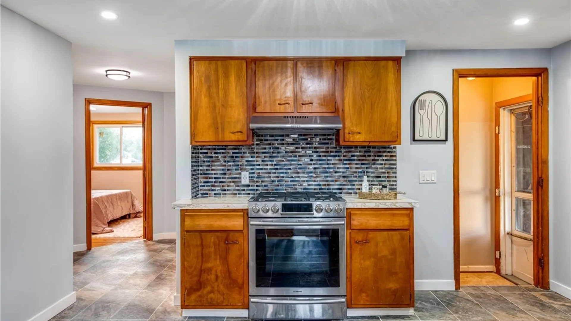 Property at 196 Barnabas Drive, Cheektowaga, NY 14043 17