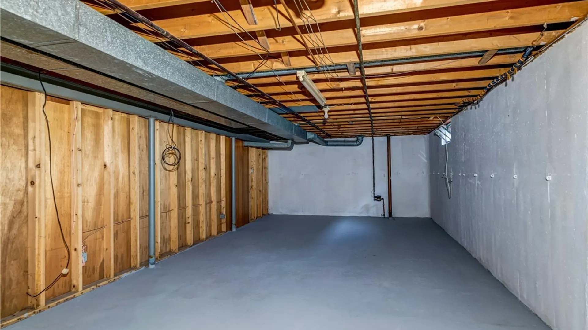 Property at 196 Barnabas Drive, Cheektowaga, NY 14043 30