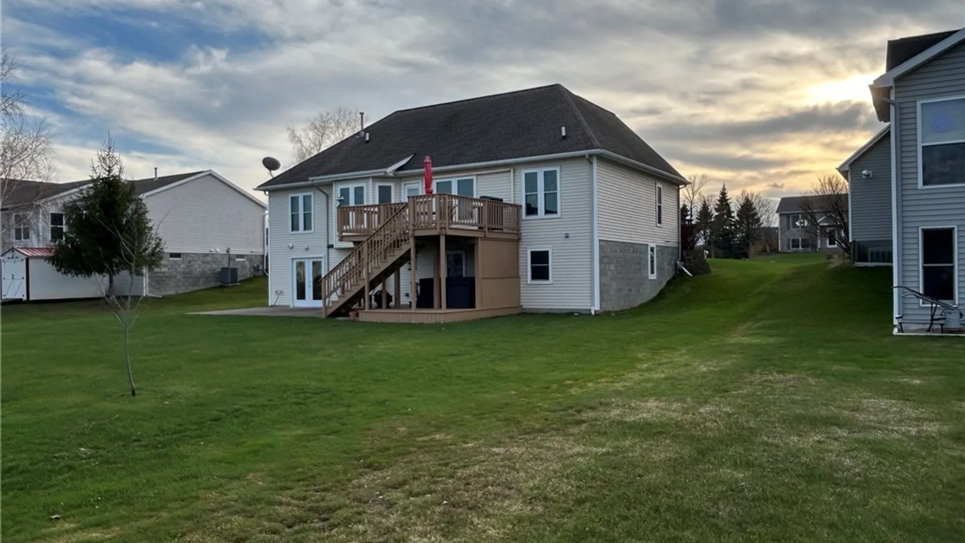 Property at 6180 Lillypond Way, Ontario, NY 14519 5