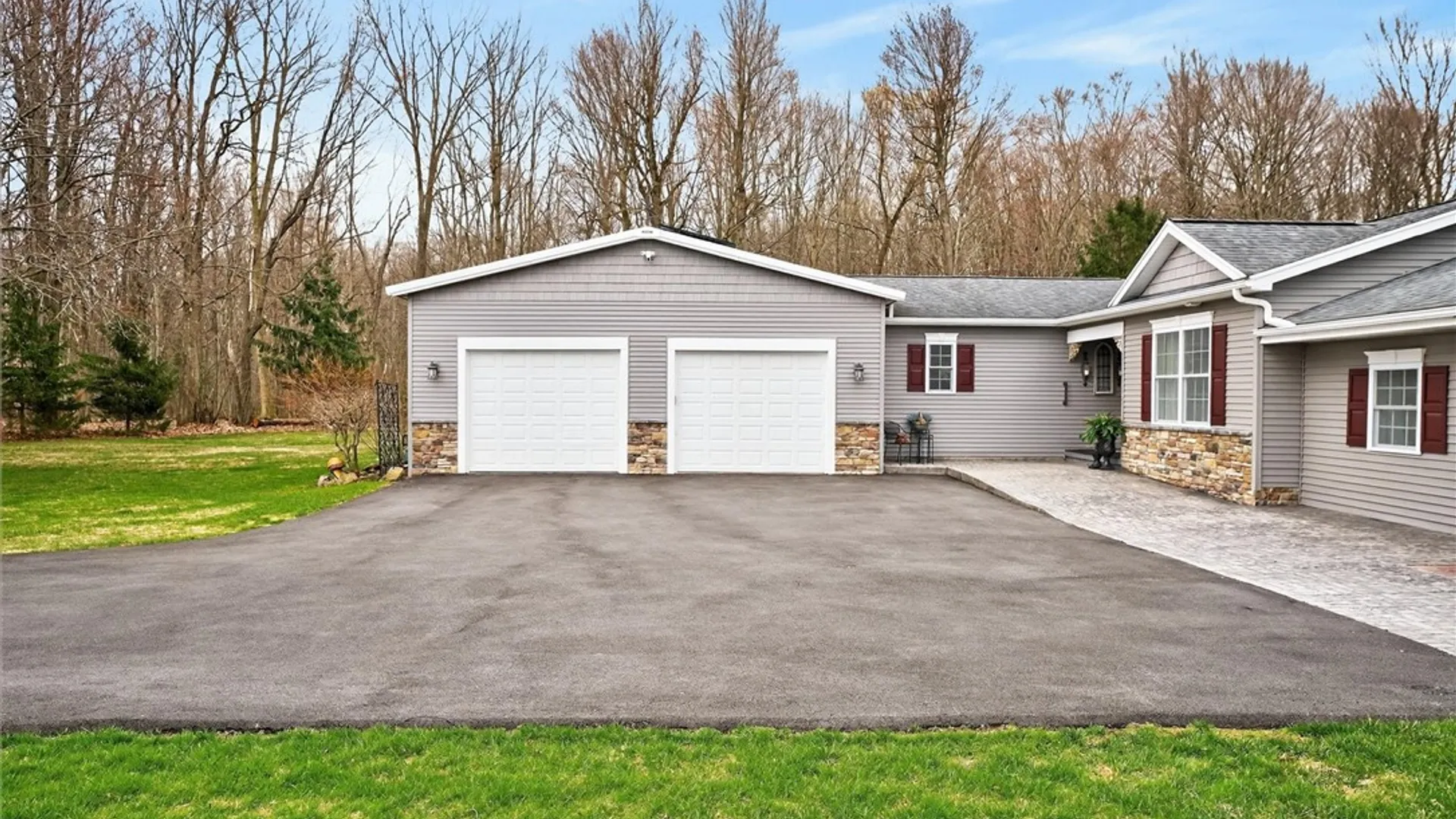 Property at 109 Ogden-Parma Tl Road, Ogden, NY 14559 8
