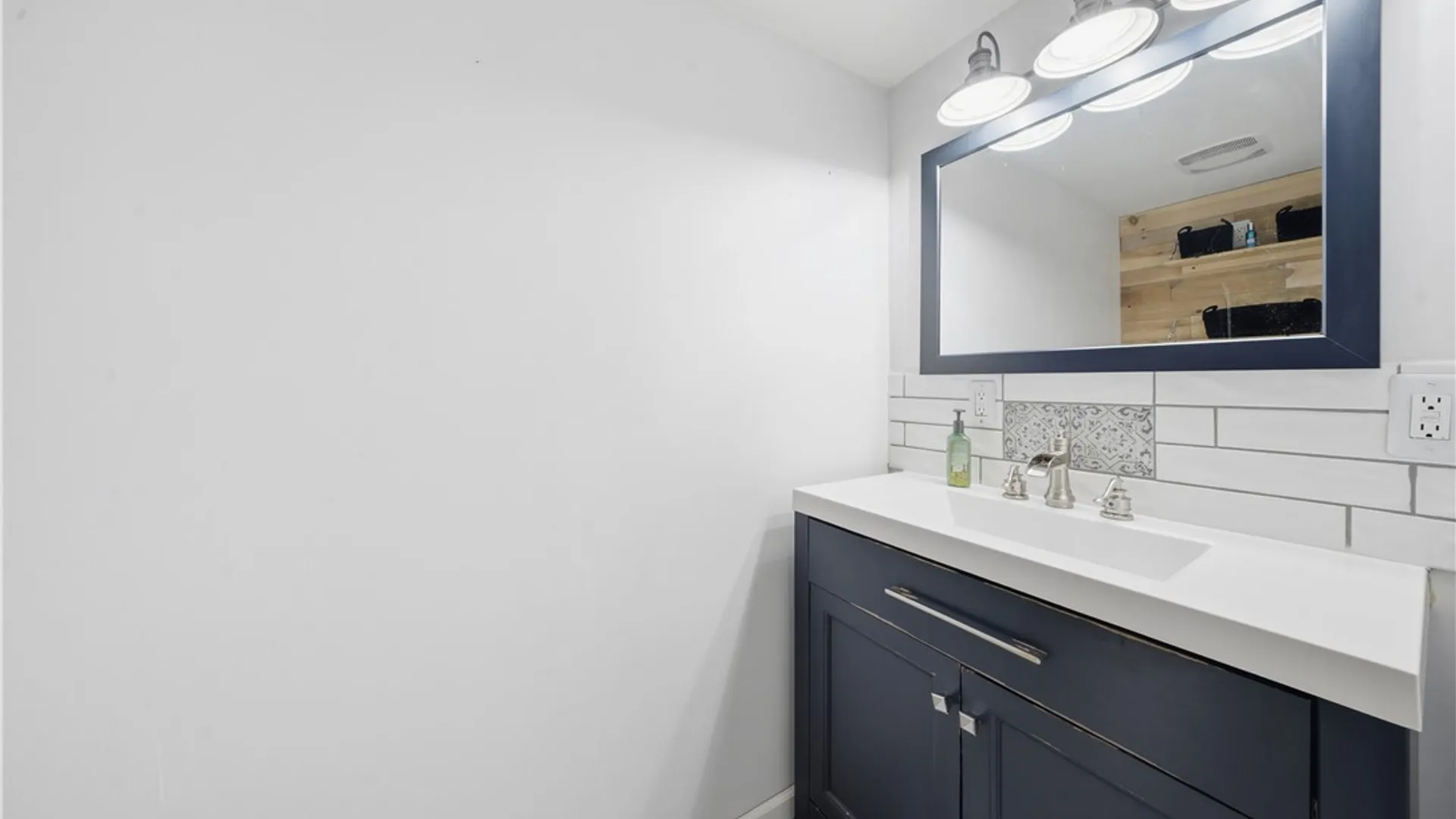 Property at 407 Malden Street, Greece, NY 14615 15