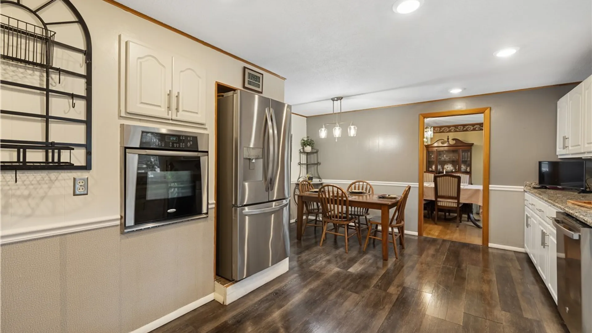 Property at 228 Ridgecrest Road, DeWitt, NY 13214 14