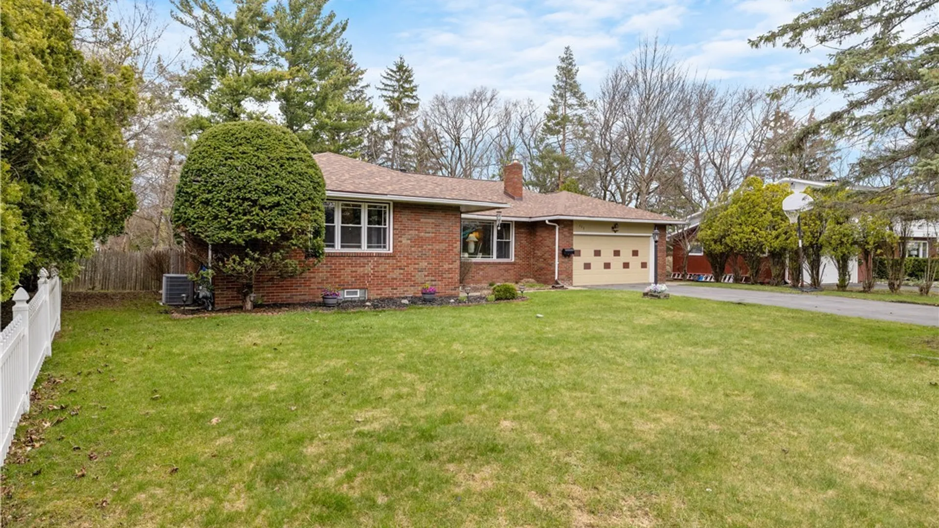 Property at 228 Ridgecrest Road, DeWitt, NY 13214 4