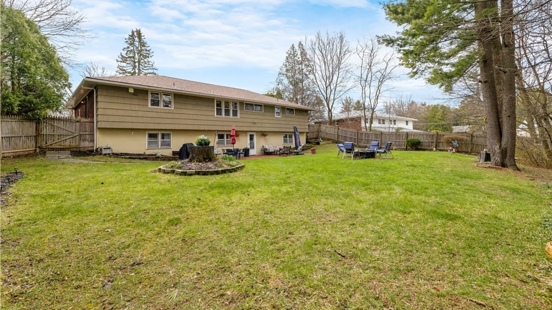 Property at 228 Ridgecrest Road, DeWitt, NY 13214 43